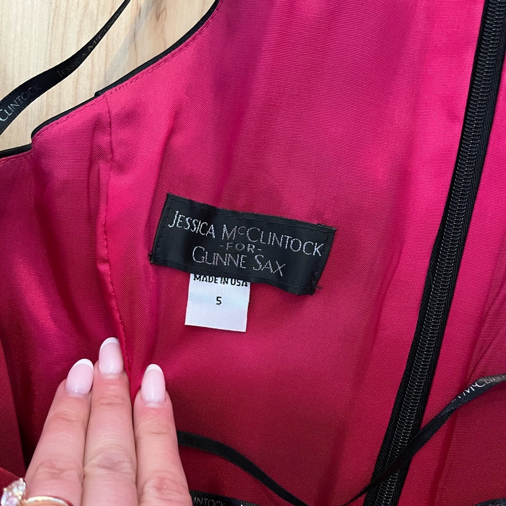 Black and Pink Gunne Sax Prom Dress - Picture 10 of 17
